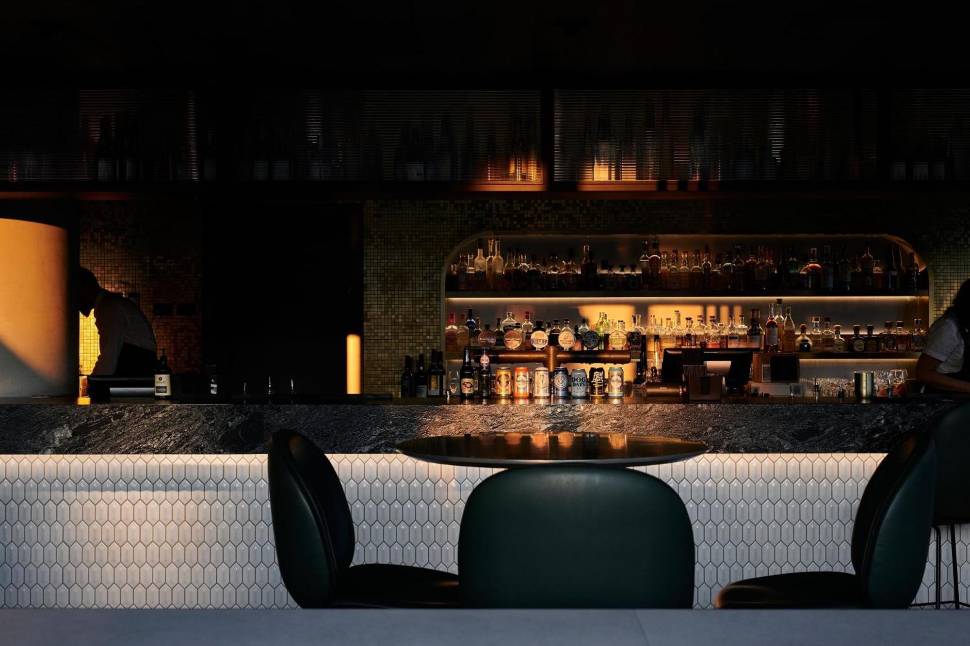 Midnight Hotel, Autograph Collection Camberra Exterior foto The bar at the London Edition